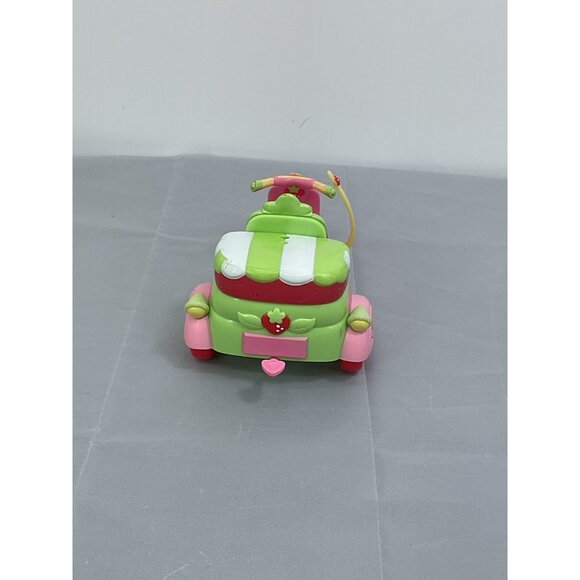 Strawberry Shortcake Goodies To Go Scooter Toy - Picture 3 of 5